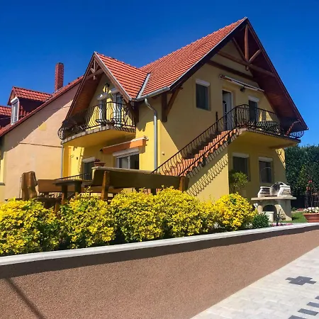 Balaton A615 Apartman